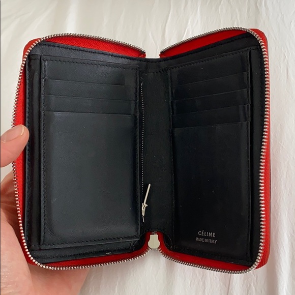 Medium sized Celine wAllet - Picture 2 of 2